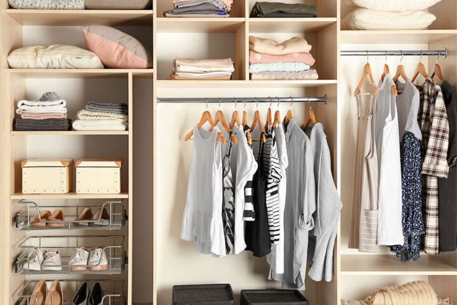 keep closet clothes smelling nice {{brizy_dc_image_alt entityId=